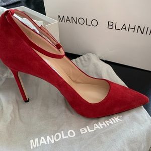 Red Manolo Blahnik